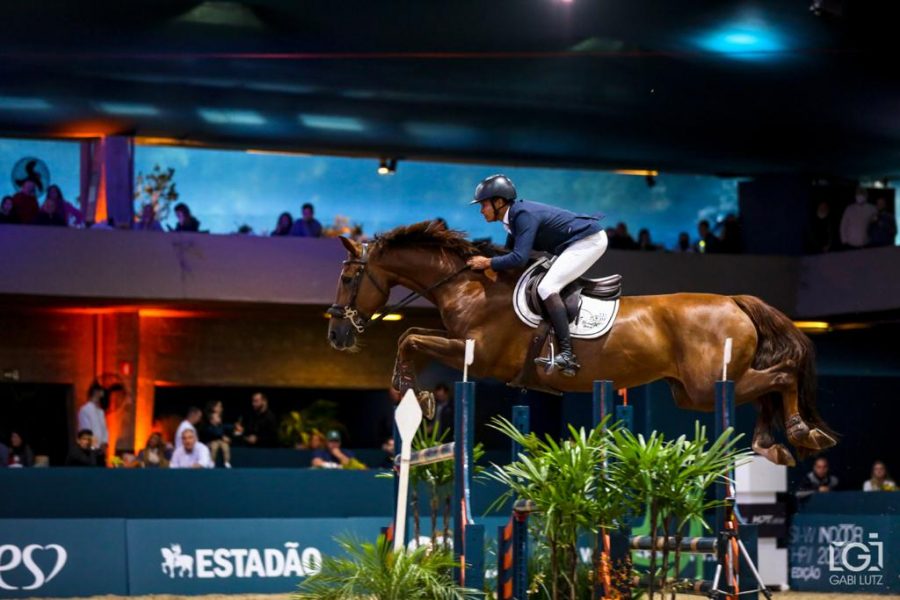 Marcelo Ciavaglia julga a etapa 7 da COPA Virtual de Salto