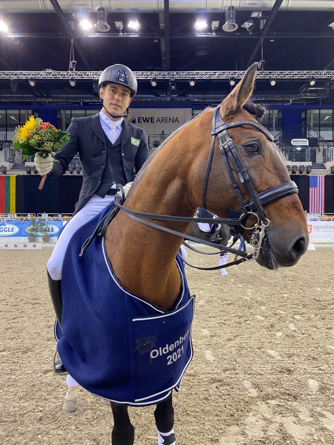 João Oliva e seu Escorial Horsecampline vitória brasileira na Alemanha