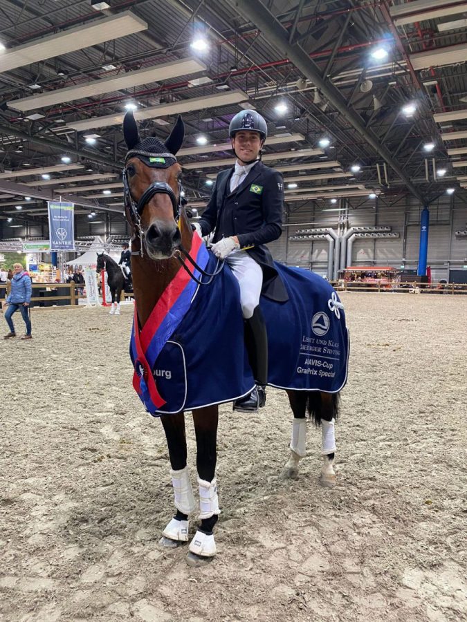 Com duas vitórias, João Victor Marcari Oliva registra resultado histórico no Hipismo Adestramento em Oldenburg, Alemanha