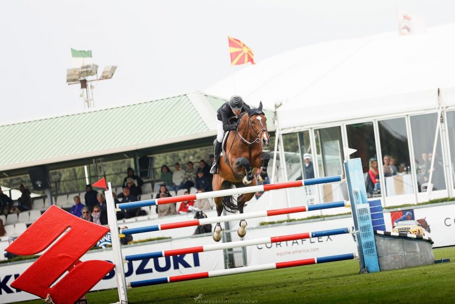 Bernardo Alves com Mosito, de 10 anos, 1ª vitória em um GP 4 (Sunshine Tour - ahmed44photography)
