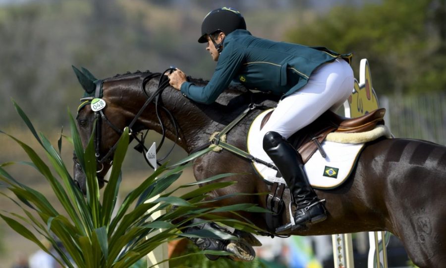 Ruy Fonseca zera salto e segue em terceiro na Itália