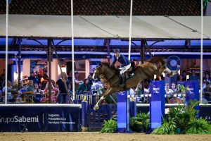 O campeão Stephan e Hex-Lup a caminho da vitória no GP Troféu Roberto Marinho (Luis Ruas)