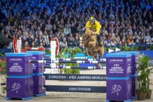 Yuri e Vitiki bronze no GP5 em Amsterdão, na Holanda (FEI Arnd Bronkorst)