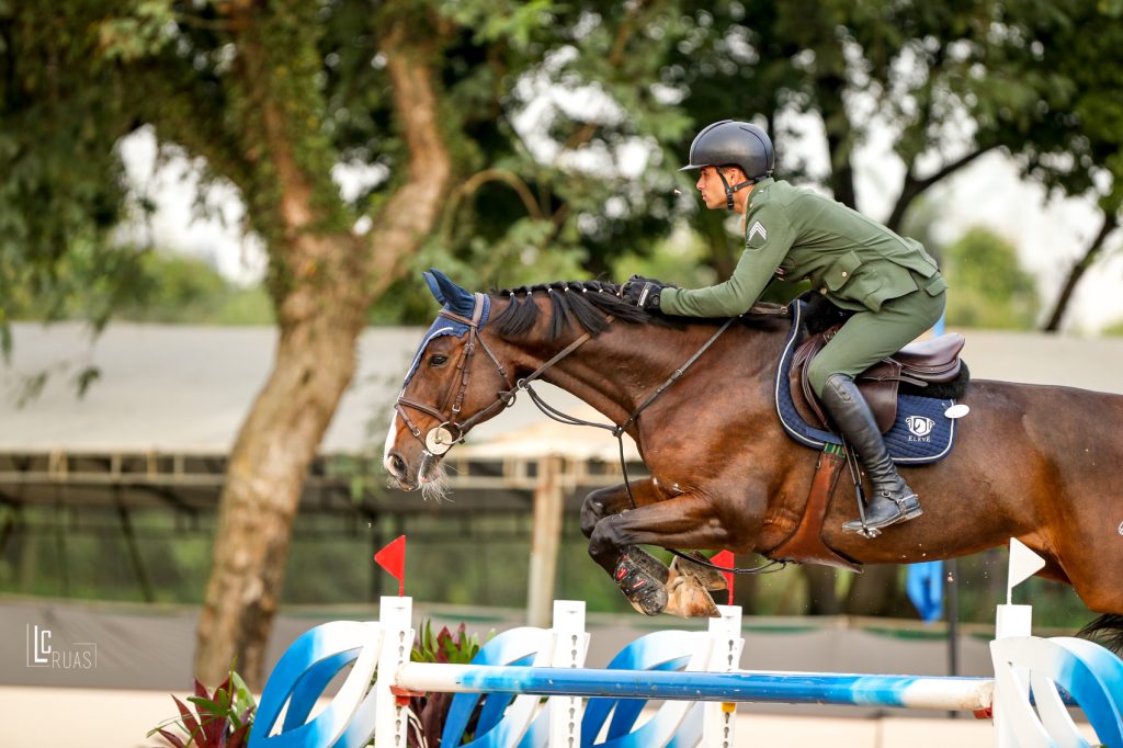 3º Sargento Paulo Miranda e Kentucky M a caminho da vitória (Luis Ruas)