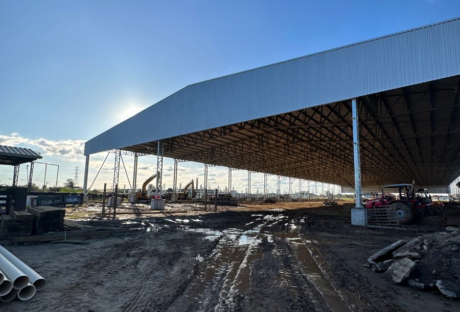 Obras da pista do Cavalo Crioulo em Esteio estão em ritmo intenso